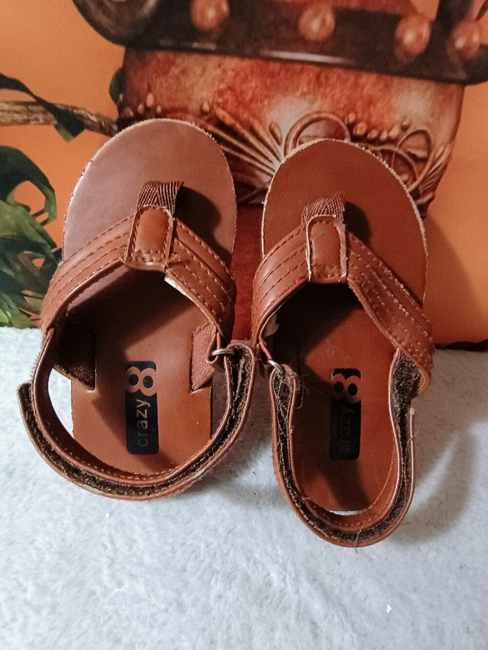 VGUC Kids Crazy 8 Sz 7-8Toddler Brown Faux Leather Flip Flop Sandals Ankle Strap
